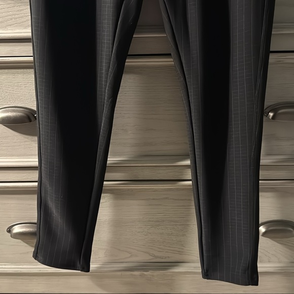 Hype Collection Pull On High Waisted Legging Style Dress Pants w/Front Pockets - Picture 7 of 7